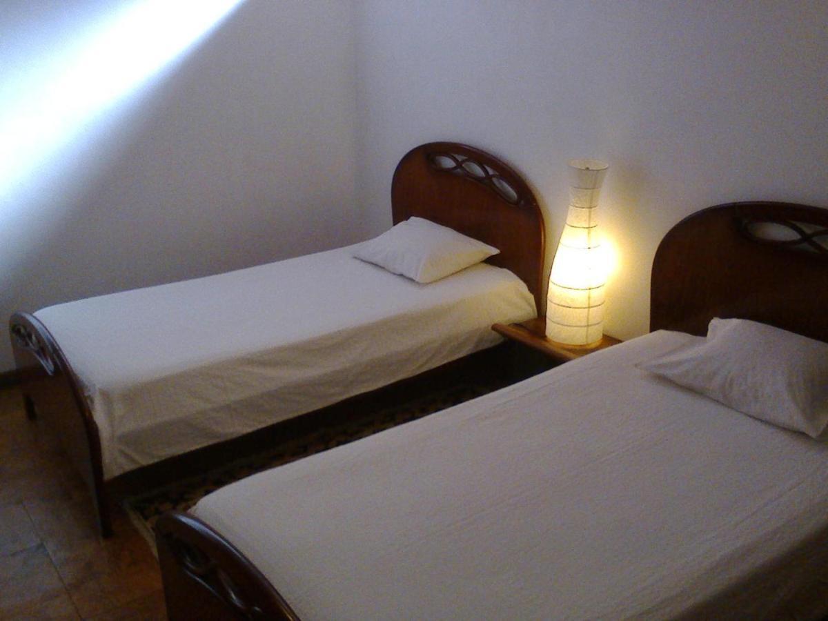 Apartment With Private Garden Porto Pokój zdjęcie